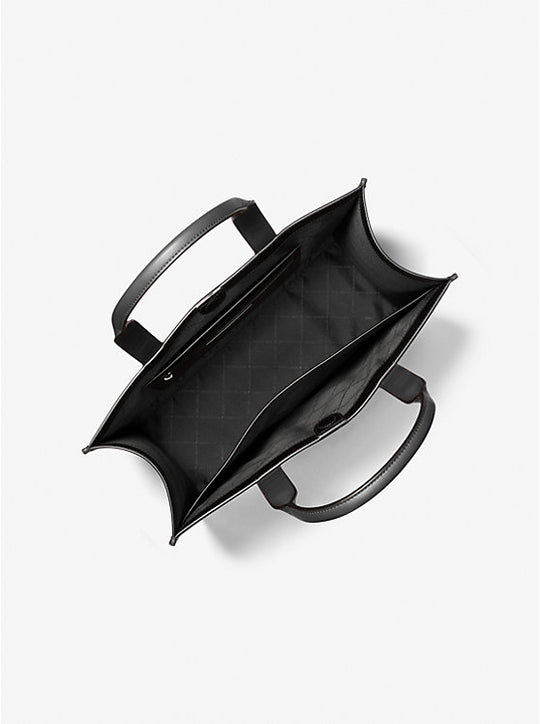 Cooper bag in grained leather