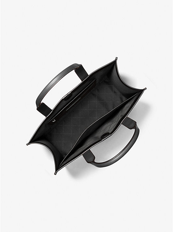 Cooper bag in grained leather